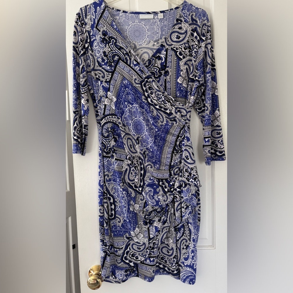 New York & Company Stretchy Blue Paisley Print 3/4  Sleeve Dress Medium
